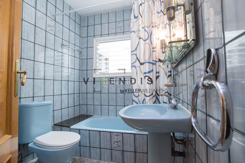Foto d0602fbe-3880-4476-9929-78de92e29155. Casa amb calefacció a Sant Andreu de la Barca