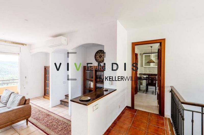 Foto 06c1e839-8c63-4135-9481-830759150d6a. Casa amb aparcament piscina a Corbera de Llobregat
