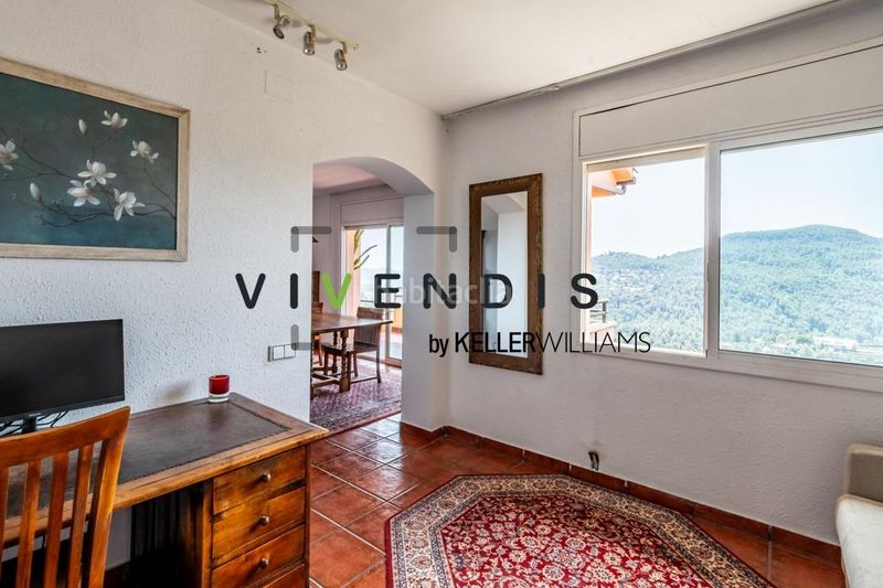 Foto b3281ecd-dc5d-4316-a67d-3398a16cdad5. Casa amb aparcament piscina a Corbera de Llobregat