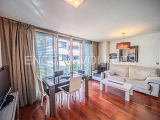 Appartement à Carrer parís 1. Elegante y confortable vivienda en el centro