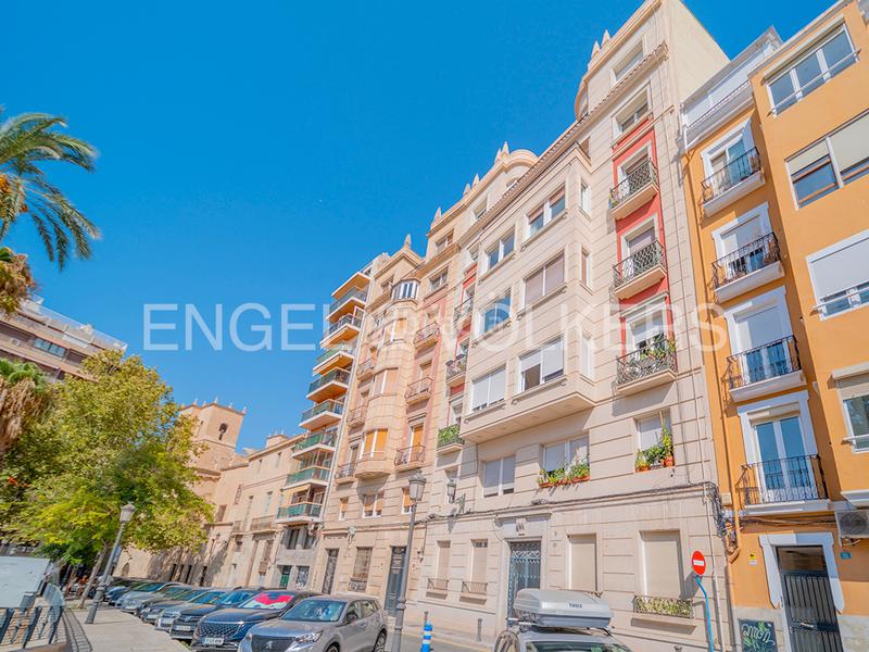 Foto 3987cffe-4d7a-4e60-b975-48c86b6853c4. Appartamento con riscaldamento in Casco Antiguo - Sta. Cruz - Ayuntamiento Alicante