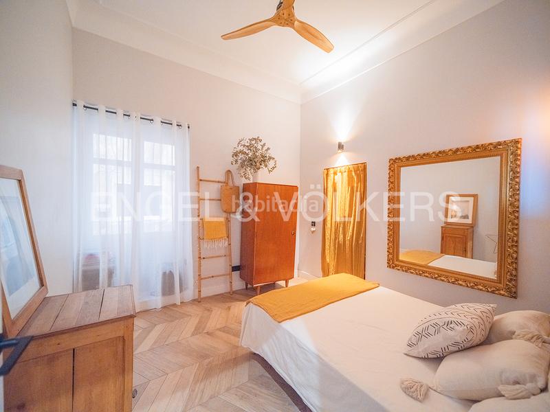 Foto 65df6e8f-e6b6-4a6a-beec-a56e225b29de. Appartamento con riscaldamento in Casco Antiguo - Sta. Cruz - Ayuntamiento Alicante