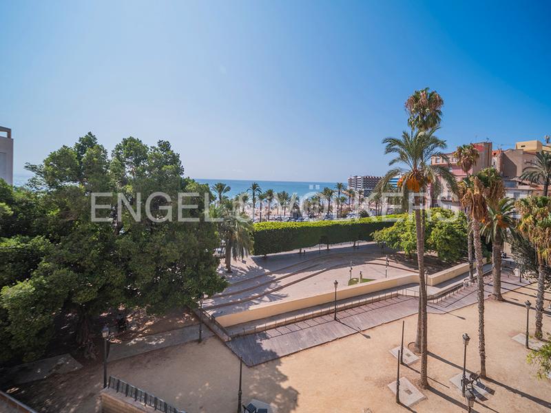 Foto 86d0b106-9491-4ee7-a2c0-90759bc0b692. Appartamento con riscaldamento in Casco Antiguo - Sta. Cruz - Ayuntamiento Alicante