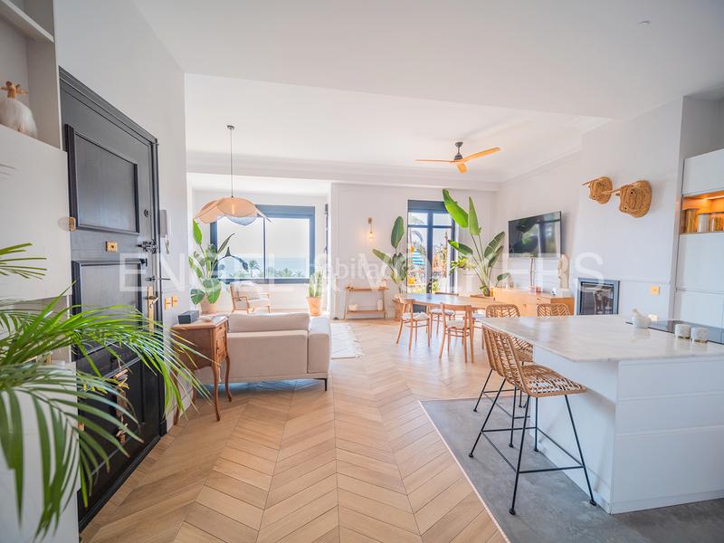 Foto c5b6ddfc-24b4-469b-9545-ae01863510bd. Appartamento con riscaldamento in Casco Antiguo - Sta. Cruz - Ayuntamiento Alicante