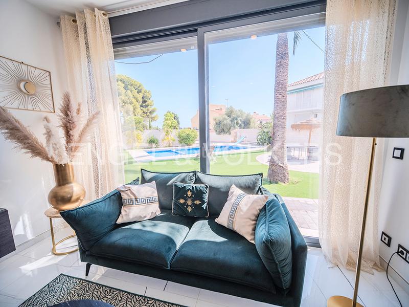 Foto 565cbf51-00e0-4057-b91b-da4eb2427d8c. Xalet amb piscina a Bellavista-Capiscol-Frank Espinós San Juan de Alicante