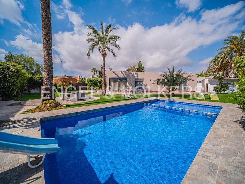 Foto 9519071b-47d2-4dcf-b094-e2be3ecc1fdc. Xalet amb piscina a Bellavista-Capiscol-Frank Espinós San Juan de Alicante