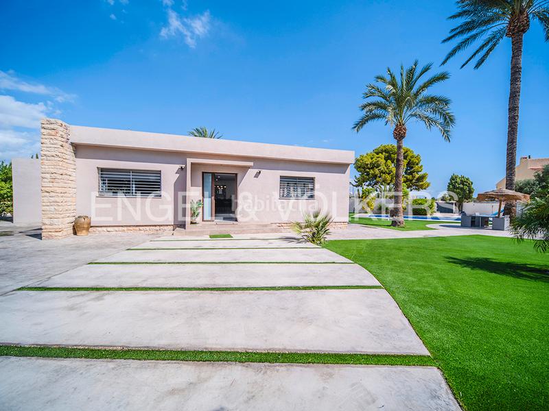 Foto d3a5f0b0-6188-4e04-b86f-4fca09643266. Xalet amb piscina a Bellavista-Capiscol-Frank Espinós San Juan de Alicante