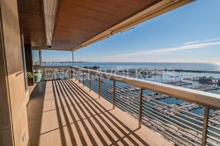 Appartement  Avenida del doctor gadea. Exquisita propiedad en el corazón de alicante