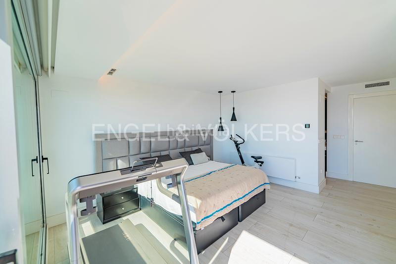 Foto 5620a0c4-5245-45e7-a57e-98175b58695e. Piso en avenida del doctor gadea 1 apasionante sueño moderno frente al mar en Alicante