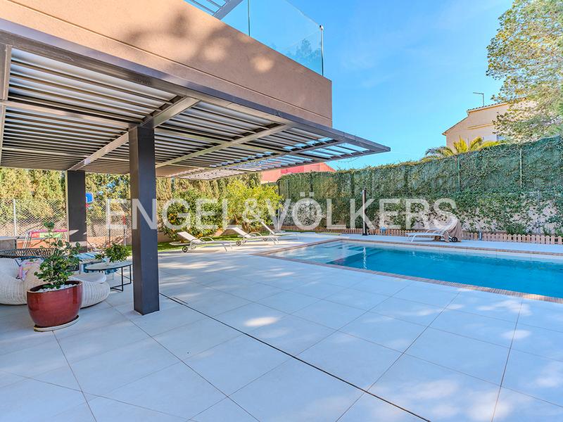 Foto 5fa1cef3-af97-48d8-bfc4-0466ad85ed70. Chalet avec chauffage parking piscine dans Cabo de las Huertas Alicante