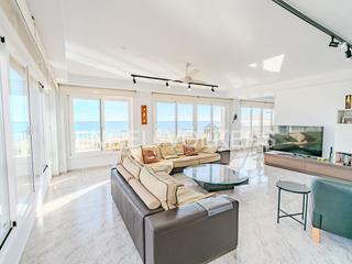 Appartement à Avenida de niza 29. Amplitud y luminosidad con idílicas vistas al mar