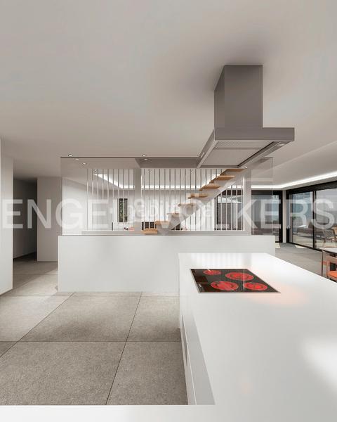 Foto a21cbcc4-156a-4ecc-8a2e-7dfc5bc40af4. Chalet con riscaldamento parcheggio piscina in Pueblo Español-Coveta Fumá Campello (el)