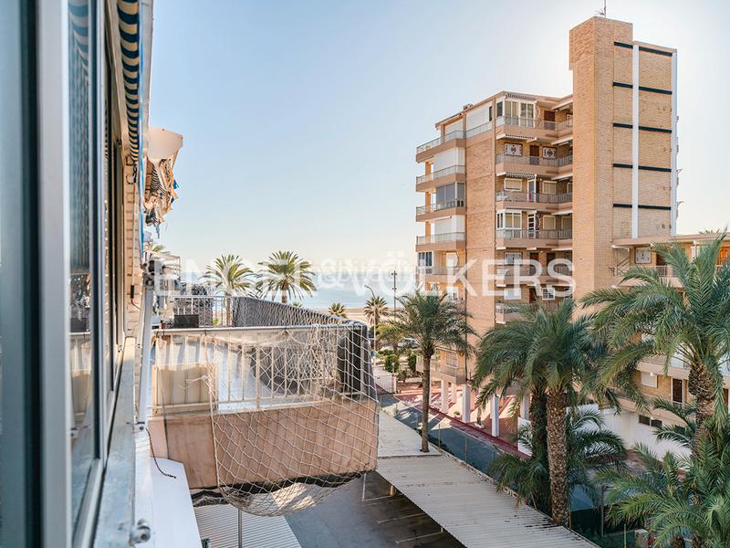 Foto 12e380d0-2323-415a-ba1f-98d60e00ed39. Pis a avenida de niza 25 a Playa de San Juan Alicante