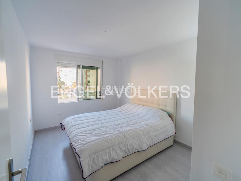 Foto a8c19440-b3d2-4255-90b4-22e288dc3f2a. Pis a avenida de niza 25 a Playa de San Juan Alicante