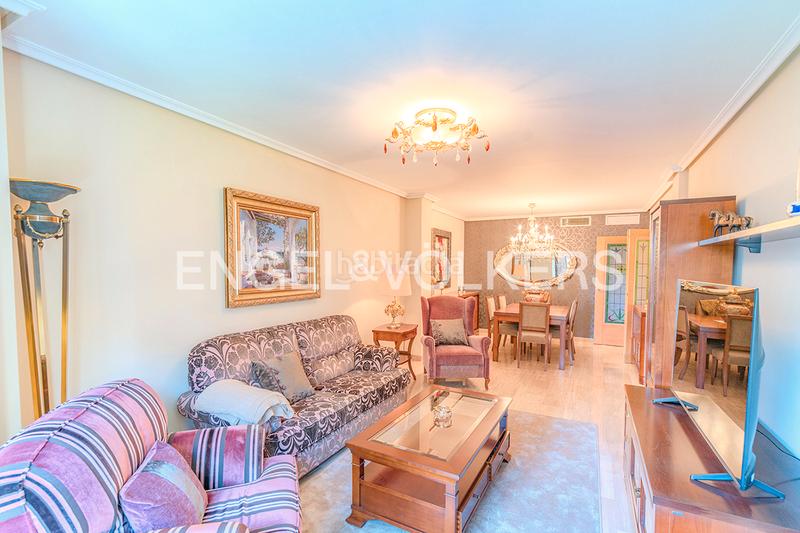 Foto 3d8cd565-85aa-47d6-b79c-15f9526e3e13. Appartamento con riscaldamento in Barrio del Centro Alicante