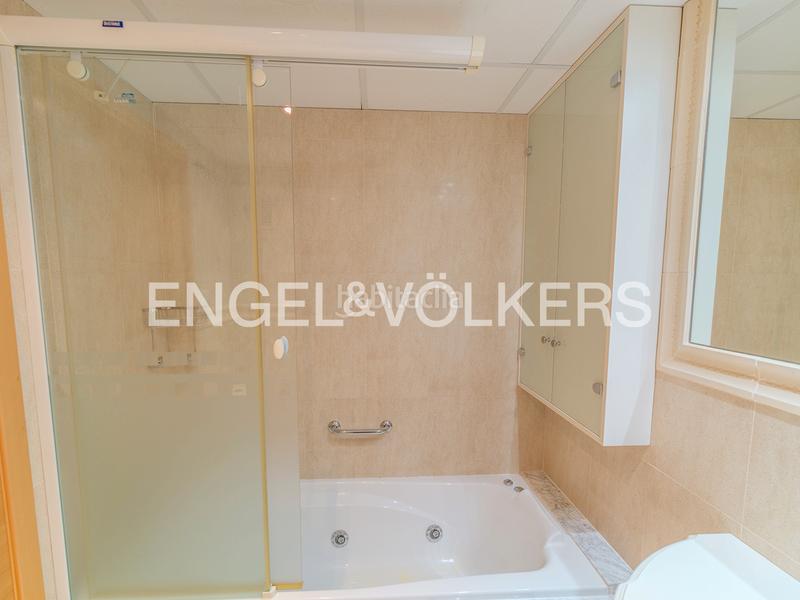 Foto b8b22129-08ed-4539-bf7a-3c3728871700. Appartamento con riscaldamento in Barrio del Centro Alicante