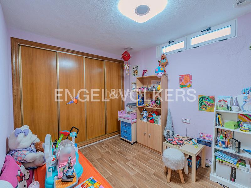 Foto 3b6b3565-7a5b-4253-9e84-41d14e9008da. Chalet mit heizung parking pool in Los Girasoles Sant Vicent del Raspeig