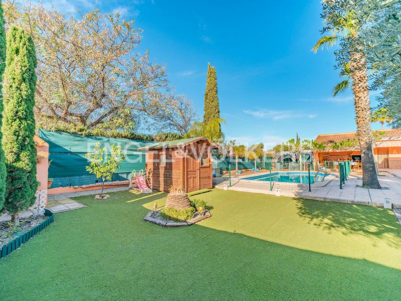 Foto aa9a876c-b5fb-4f1a-b956-1ef00e8192f1. Chalet mit heizung parking pool in Los Girasoles Sant Vicent del Raspeig