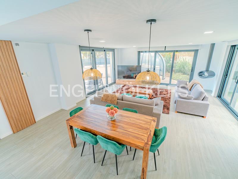 Foto 566a20ef-73f7-4526-90d6-0d0d25e9a0e3. Chalet in avenida de villajoyosa 119 in Albufereta Alicante
