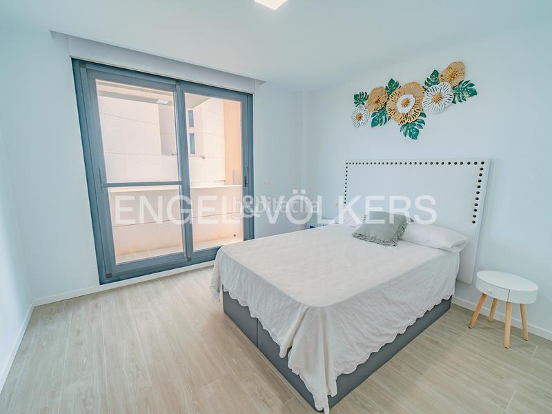 Foto 6e5b2882-ccd2-436d-828e-698afdae011b. Chalet in avenida de villajoyosa 119 in Albufereta Alicante