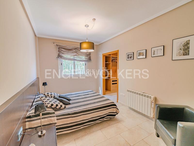 Foto 0244f996-469e-4f0a-aa9d-5f63d7816004. Xalet amb calefacció aparcament piscina a Almajada-Ravel Mutxamel