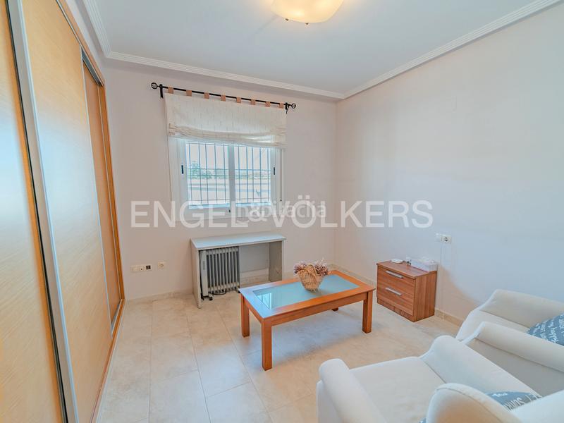 Foto 6d34637d-77f3-4b51-aa3a-6c274c5763ed. Xalet amb calefacció aparcament piscina a Almajada-Ravel Mutxamel