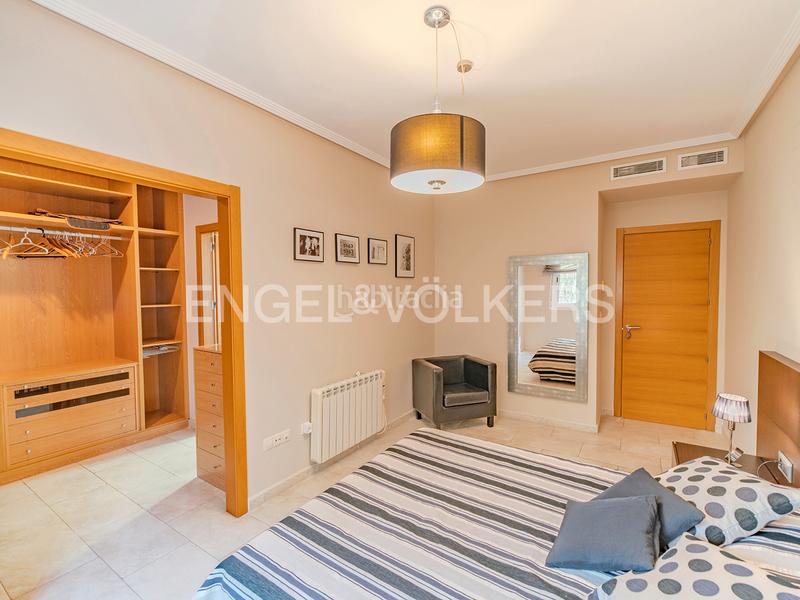 Foto 863ba848-c706-4f95-acca-b2ece3ace22d. Xalet amb calefacció aparcament piscina a Almajada-Ravel Mutxamel