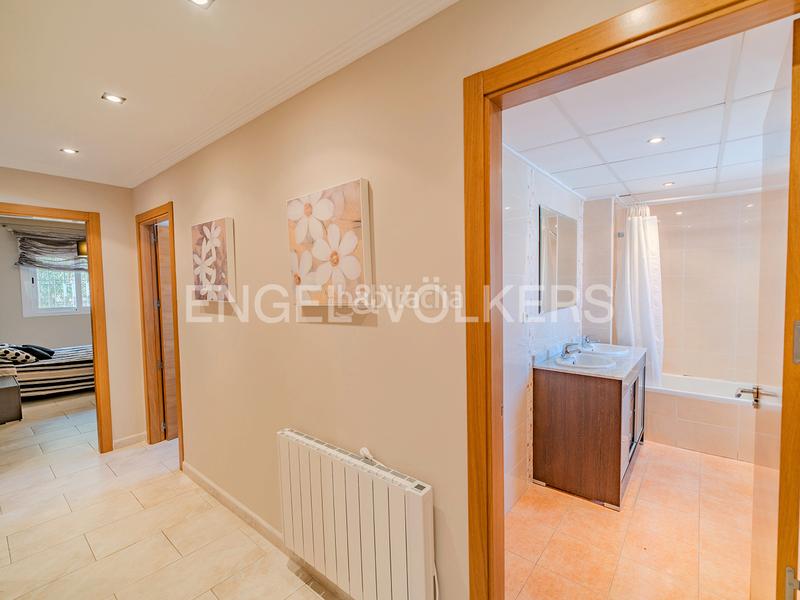 Foto d0bb4dc4-2455-46f3-a8d5-1c832e0b59a2. Xalet amb calefacció aparcament piscina a Almajada-Ravel Mutxamel