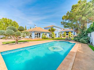 Xalet a Valle del Sol. Villa mediterránea en un enclave ideal