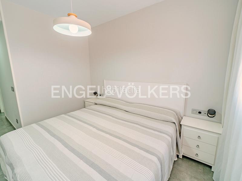 Foto 38063467-f087-442e-a103-6e662db06e92. Pis a calle alcalde pepe carratalá 7 a Campello Pueblo Campello (el)