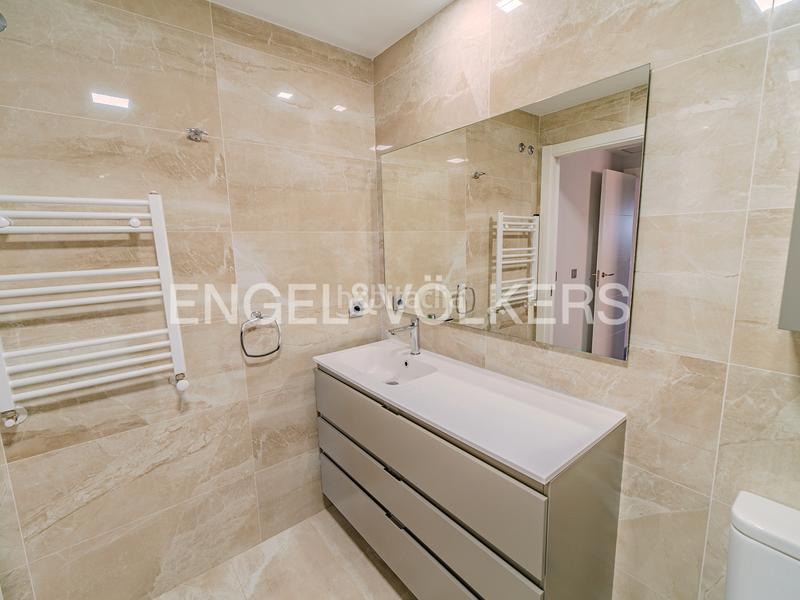 Foto 4c0377e0-2637-4f8c-9710-1e049d71196b. Pis a calle alcalde pepe carratalá 7 a Campello Pueblo Campello (el)