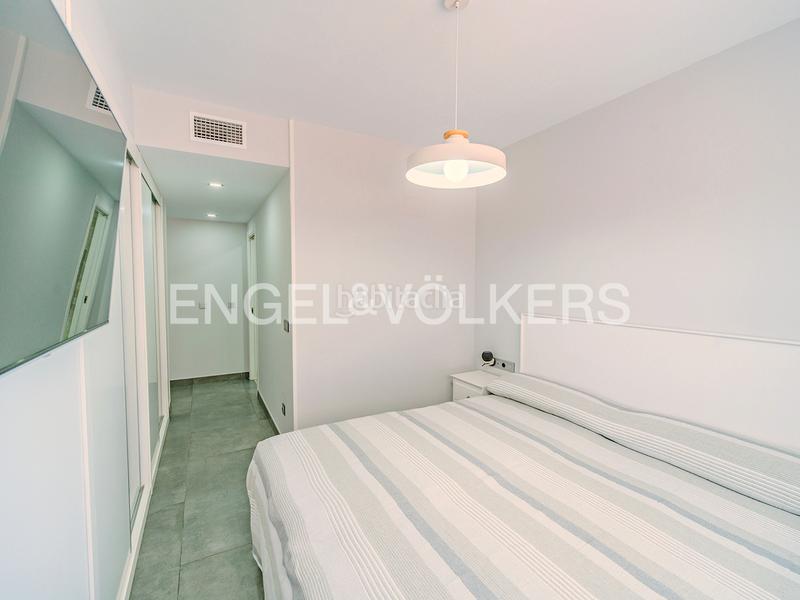 Foto 9ad1244d-e933-406d-af1c-b4257f1750aa. Pis a calle alcalde pepe carratalá 7 a Campello Pueblo Campello (el)