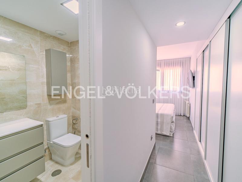 Foto b3be06b2-8532-4480-997a-5dc5d51e6c5c. Pis a calle alcalde pepe carratalá 7 a Campello Pueblo Campello (el)