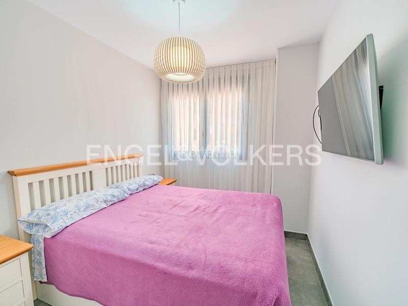 Foto c50fd52a-c947-4aa3-bd0f-03246d9ad98f. Pis a calle alcalde pepe carratalá 7 a Campello Pueblo Campello (el)