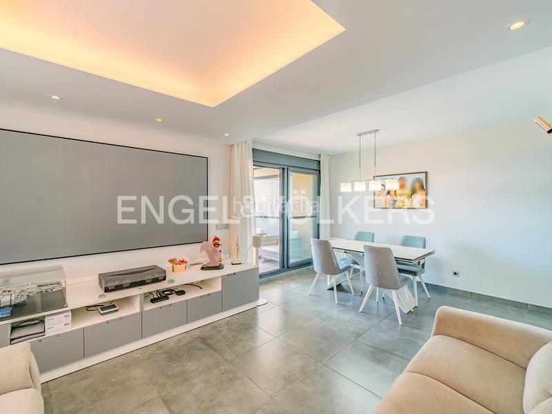 Foto d20242d7-35bb-4d81-8e03-887988edaf25. Pis a calle alcalde pepe carratalá 7 a Campello Pueblo Campello (el)