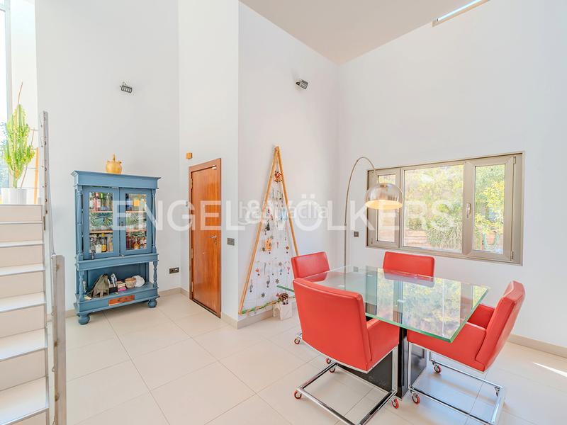 Foto 5373e8c0-f4b6-439c-ab05-63a19b8c68cc. Chalet dans calle publicista víctor viñés 24 dans Vistahermosa Alicante