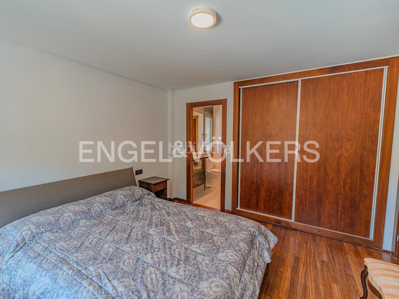 Foto 75640e6d-d364-454a-8d7f-d96a86b842eb. Chalet dans calle publicista víctor viñés 24 dans Vistahermosa Alicante