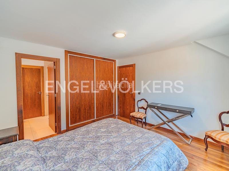 Foto a9ee0b78-4da7-4b1e-a970-99d68e14fb34. Chalet dans calle publicista víctor viñés 24 dans Vistahermosa Alicante