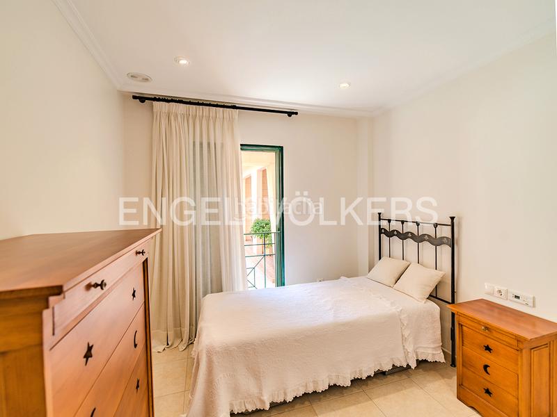 Foto 5a2a6aed-80a3-4694-bbe2-6c57f978edfe. Casa adossada a calle los ingenieros 1 a Calas Santiago Bernabeu Santa Pola