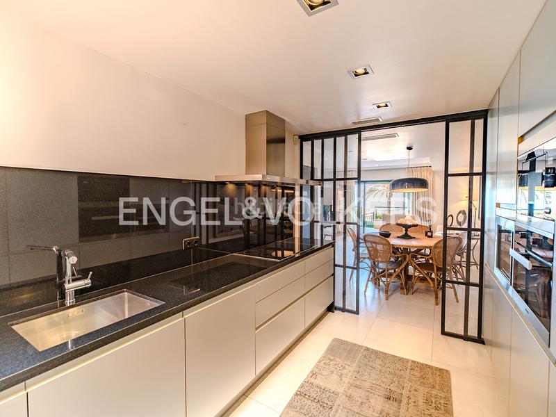 Foto 9dabf087-7dd6-4ab8-8030-cff4815d1d76. Casa adossada a calle los ingenieros 1 a Calas Santiago Bernabeu Santa Pola