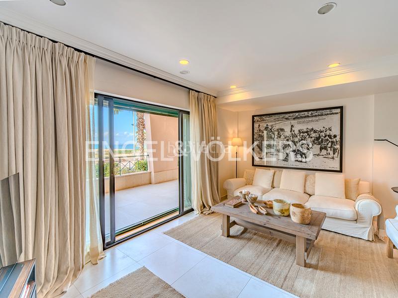 Foto aa954a59-59da-4e0e-8d5e-64e0bd74695c. Casa adossada a calle los ingenieros 1 a Calas Santiago Bernabeu Santa Pola