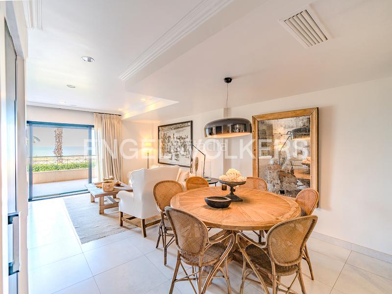 Foto b2347952-e9bf-4feb-9080-7d6ecbd71395. Casa adossada a calle los ingenieros 1 a Calas Santiago Bernabeu Santa Pola