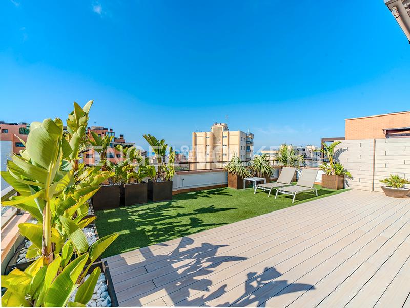 Foto 6e16edd9-830d-4715-ae7e-4470354205d7. Àtic a avinguda de la condomina 48 a Cabo de las Huertas Alicante