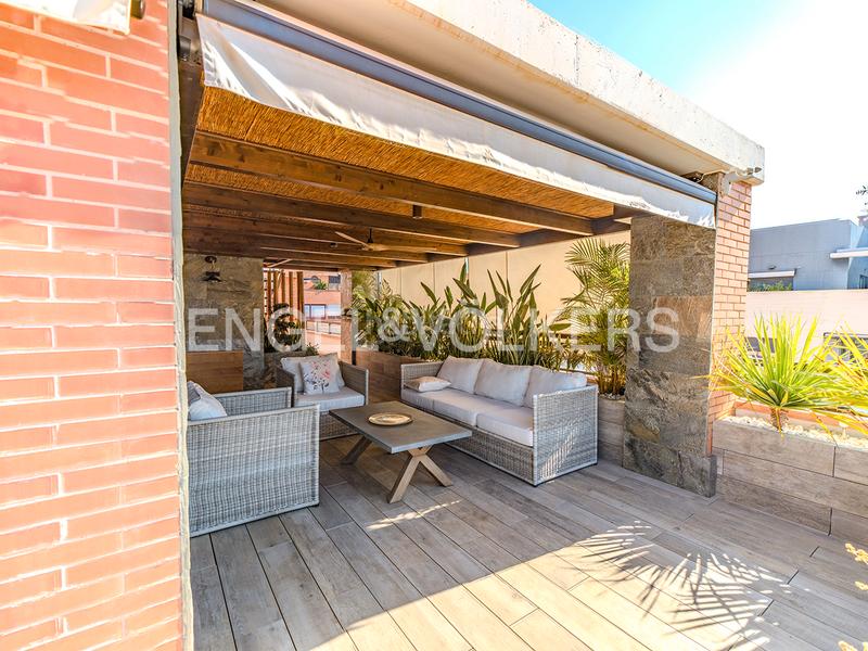 Foto 6ff9b711-5497-4189-bd72-4219aef014e6. Àtic a avinguda de la condomina 48 a Cabo de las Huertas Alicante