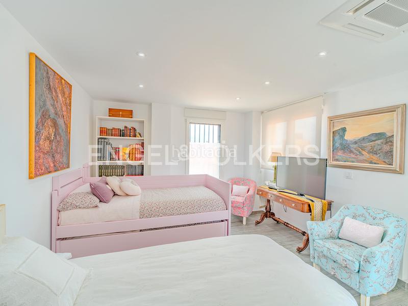 Foto 81bebad8-cfcf-4d16-ac43-2a8ff2278870. Àtic a avinguda de la condomina 48 a Cabo de las Huertas Alicante