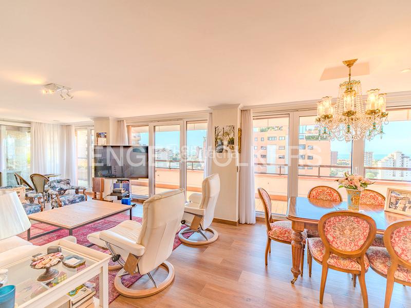 Foto d8d3558f-61a0-4d31-8f59-3c49d448f40c. Àtic a avinguda de la condomina 48 a Cabo de las Huertas Alicante