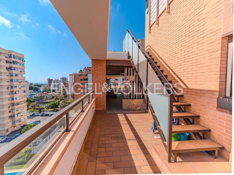 Foto e7dbb326-3ac1-4e7e-ae2a-f168ddda81c7. Àtic a avinguda de la condomina 48 a Cabo de las Huertas Alicante