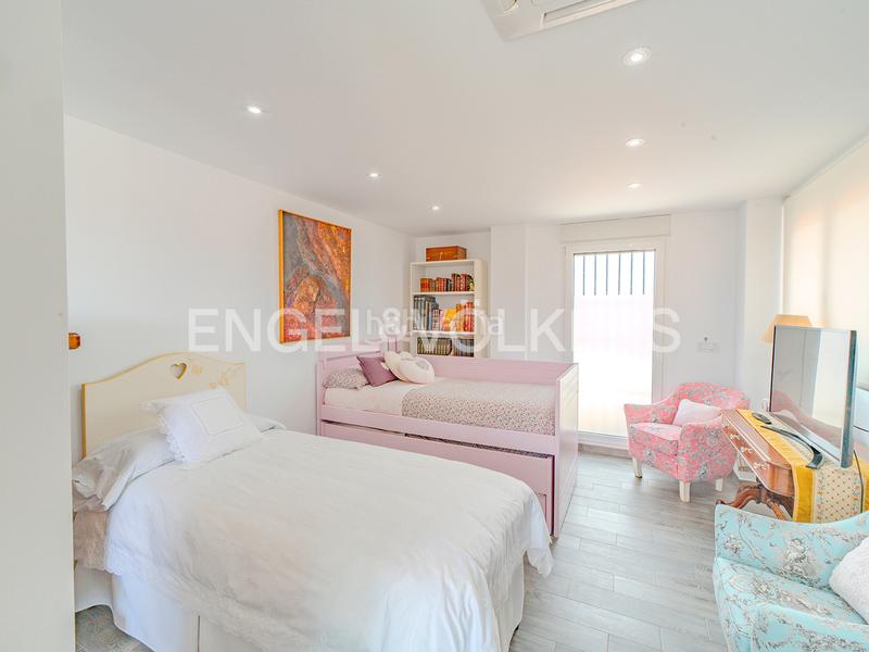 Foto f8b72fae-a011-4c05-89b9-b937162dfc7f. Àtic a avinguda de la condomina 48 a Cabo de las Huertas Alicante