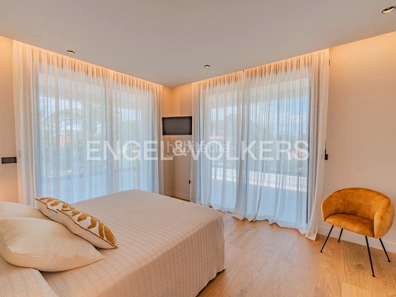 Foto 17e3aef8-6d9d-40ed-94bc-af4d5b8b53e7. Xalet amb calefacció aparcament piscina a Vistahermosa Alicante