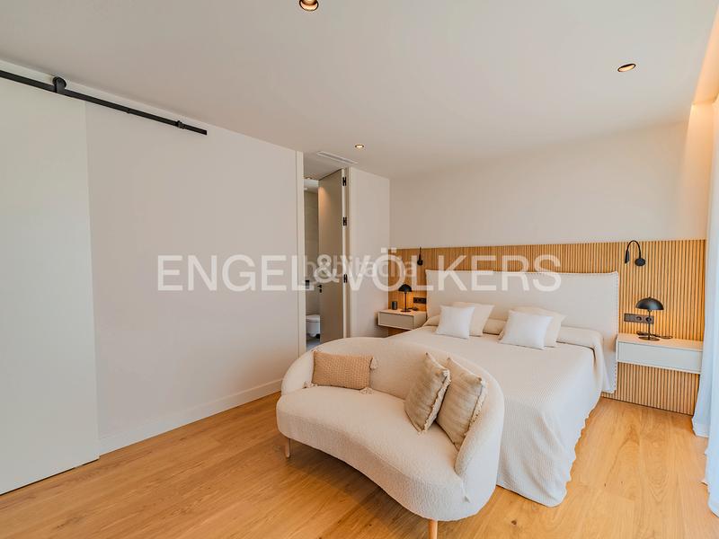 Foto 193a9b35-bb9b-4ee9-9e9f-4191e3288b23. Xalet amb calefacció aparcament piscina a Vistahermosa Alicante